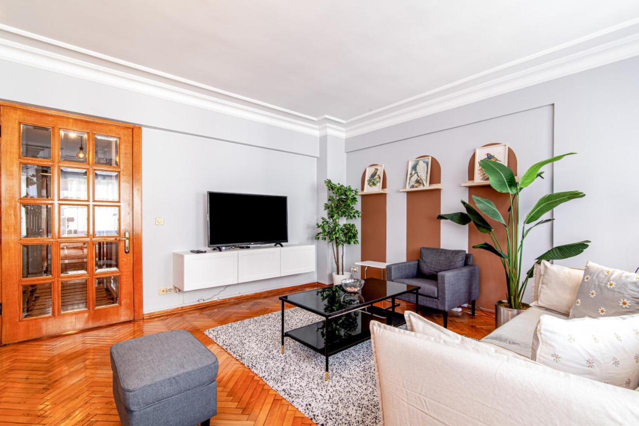 Gorgeous Flat With Lovely Balcony In Nisantasi 伊斯坦布尔 外观 照片
