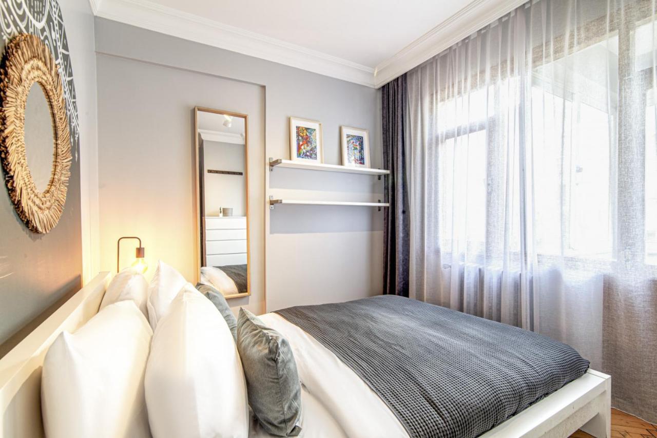 Gorgeous Flat With Lovely Balcony In Nisantasi 伊斯坦布尔 外观 照片